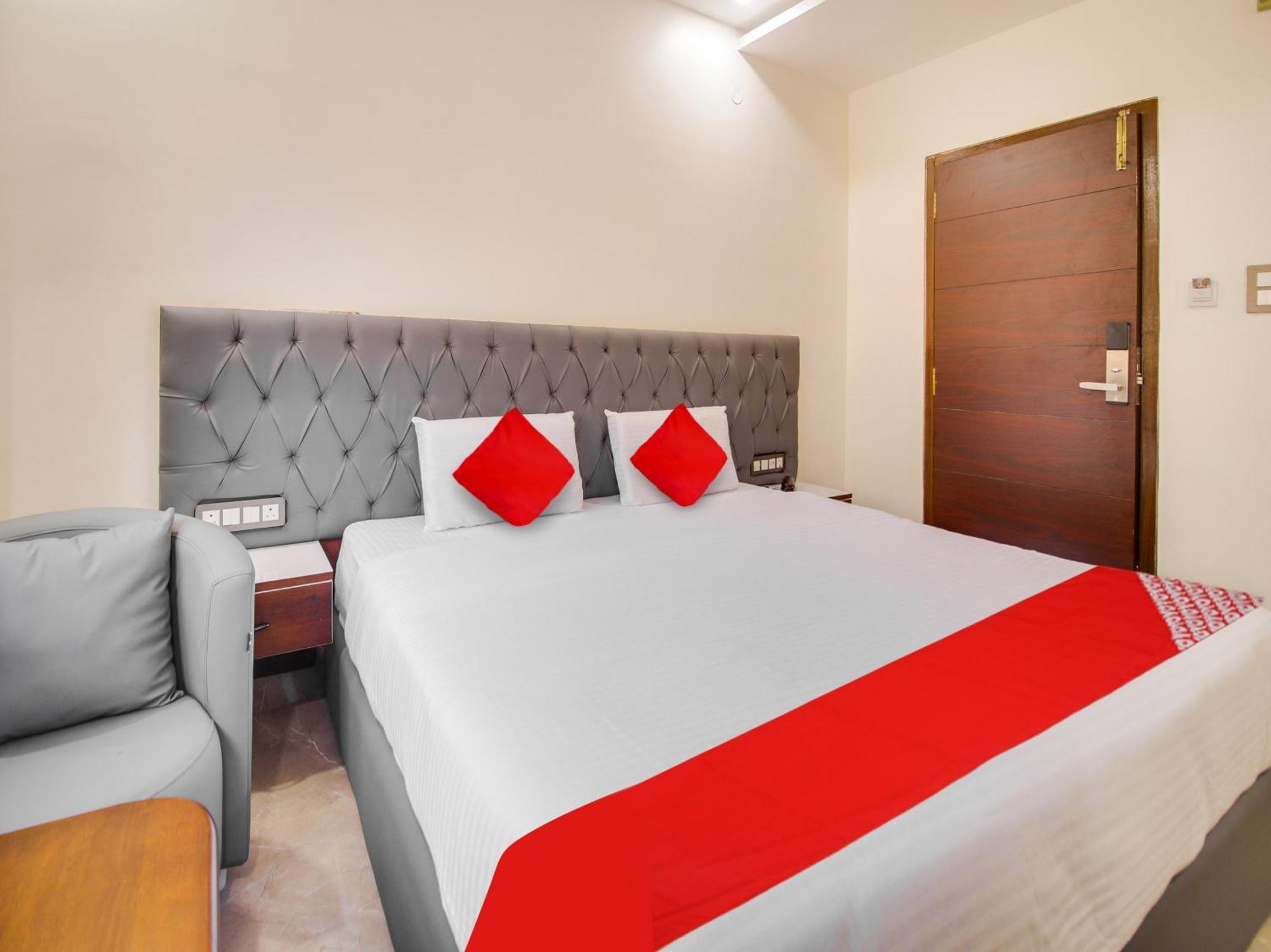 Hotel O Rr Residency Khammam Экстерьер фото