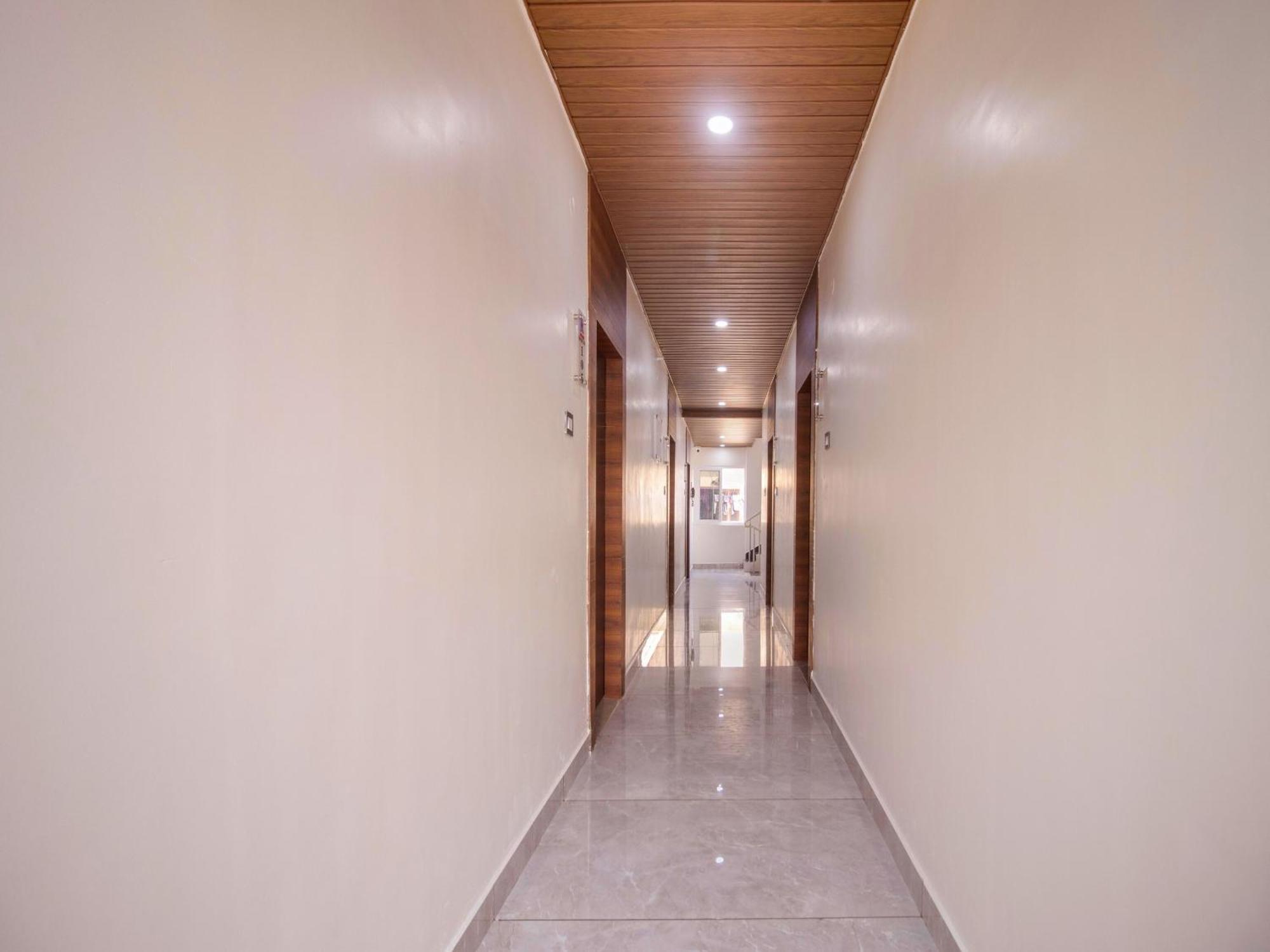 Hotel O Rr Residency Khammam Экстерьер фото
