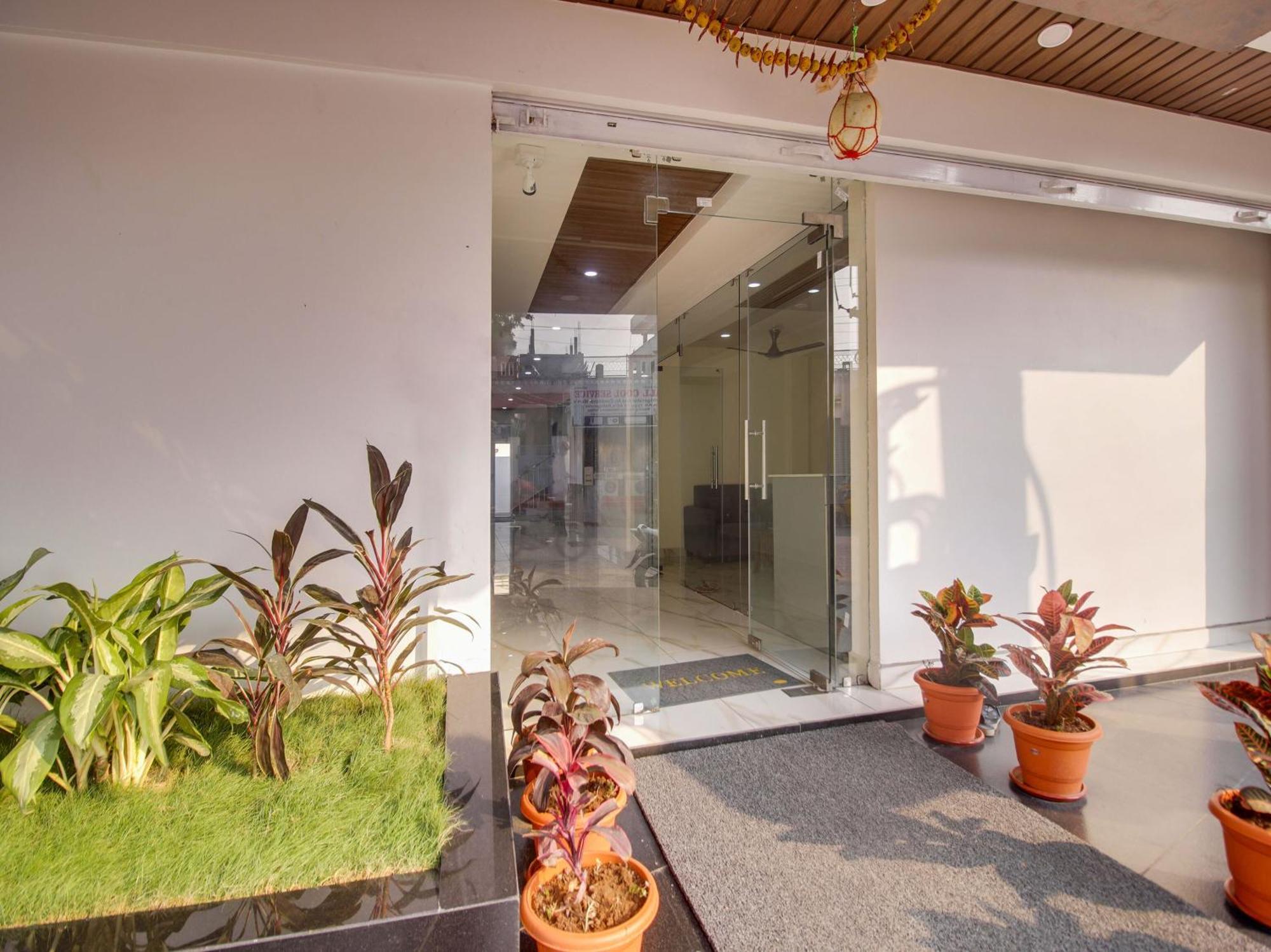 Hotel O Rr Residency Khammam Экстерьер фото