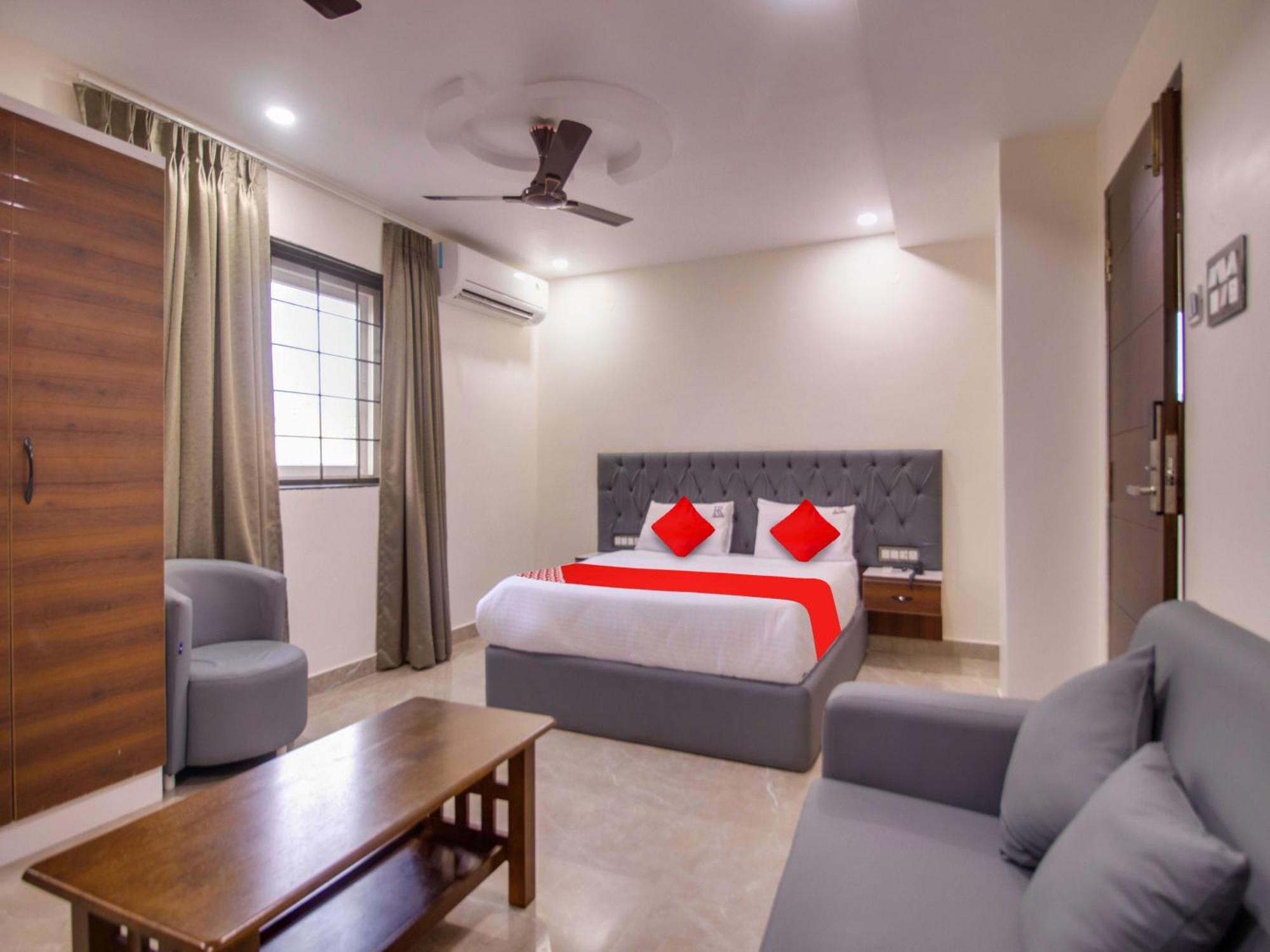 Hotel O Rr Residency Khammam Экстерьер фото