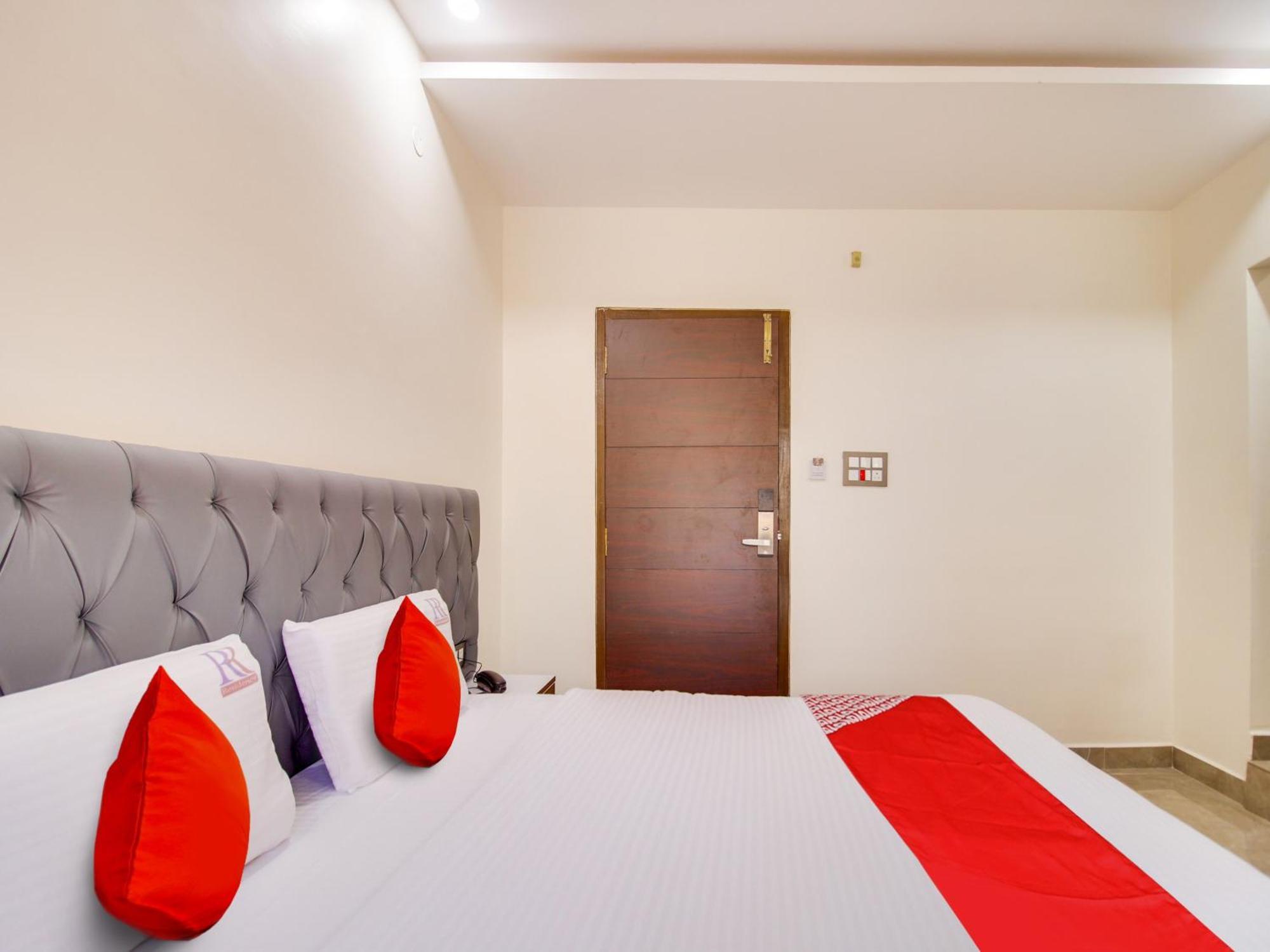 Hotel O Rr Residency Khammam Экстерьер фото